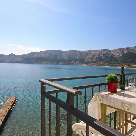 Apartament Mihovil *