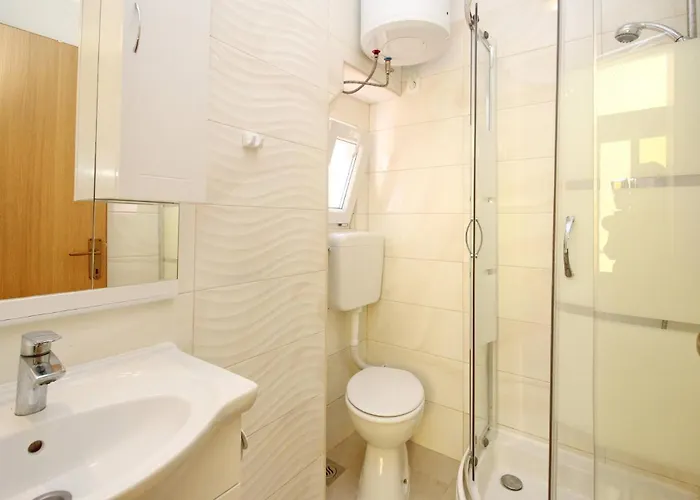 Apartament Mihovil *